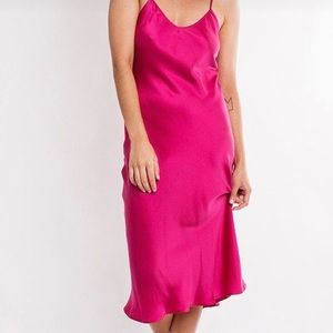 Silk Laundry 90s slip dress in hot pink (granita)